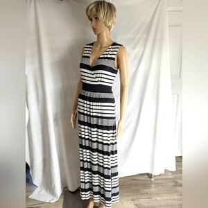 L. L. Bean maxi black white stripe rayon spandex v neck dress sz S